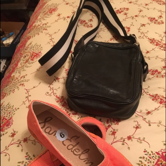 Bally Other - 🌲 Men's vintage Bally black leather man bag.